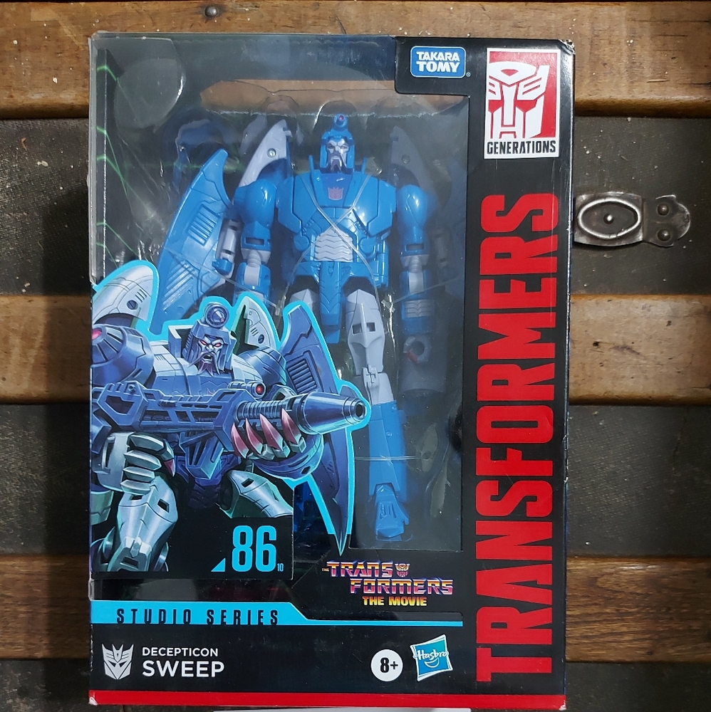 TRANSFORMERS Studio Series Decepticon Sweep